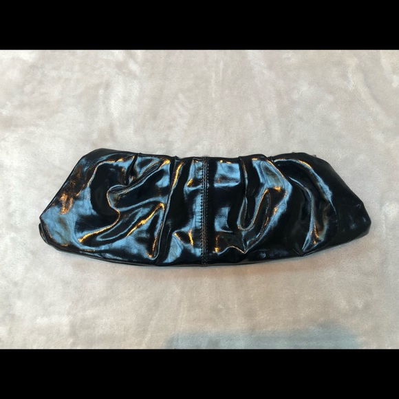 Black express patent leather clutch with shoulder strap - Picture 6 of 6